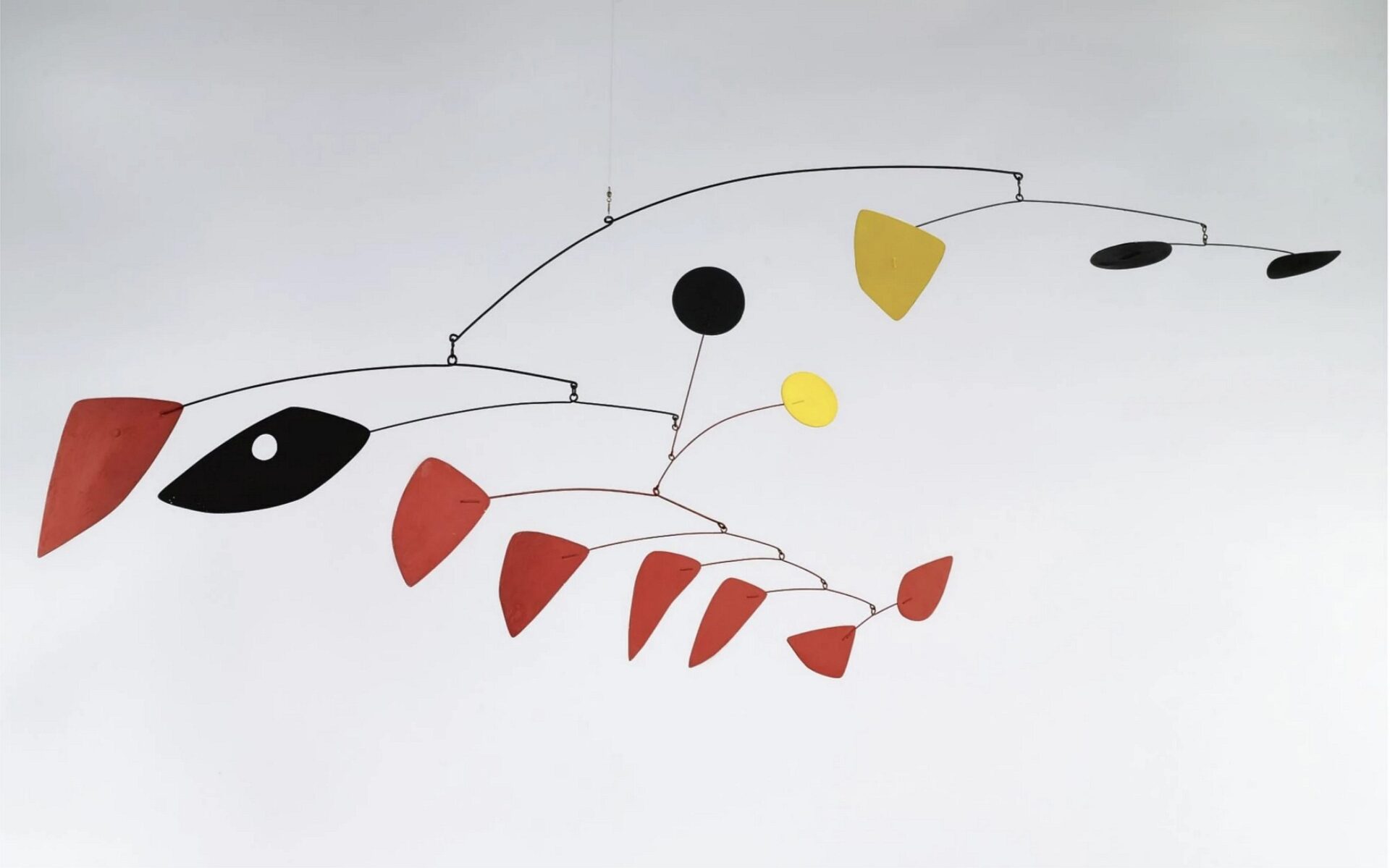 Black and Yellow Dots in the Air | Alexander Calder | Centro de Arte Hortensia Herrero